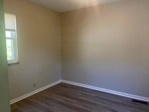 3010 Boright Dr in Knoxville, TN - Foto de edificio - Building Photo