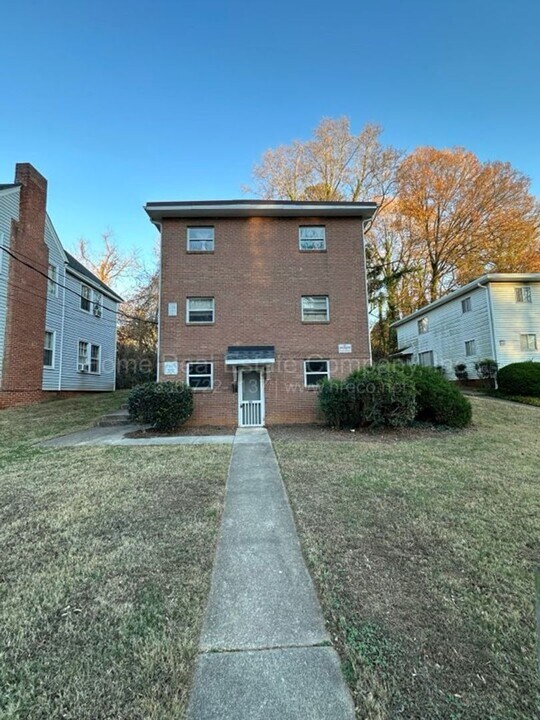 131-137 Westdale Ave NW in Winston-Salem, NC - Building Photo