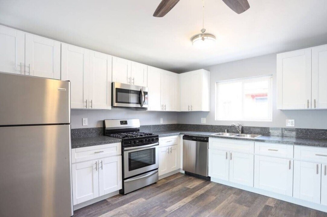 5841-43 El Cajon Blvd in San Diego, CA - Building Photo