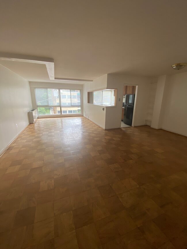 6445 Luzon Avenue Northwest, Unit 501