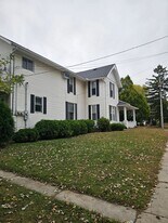 619 Wallace Ave in Bowling Green, OH - Building Photo
