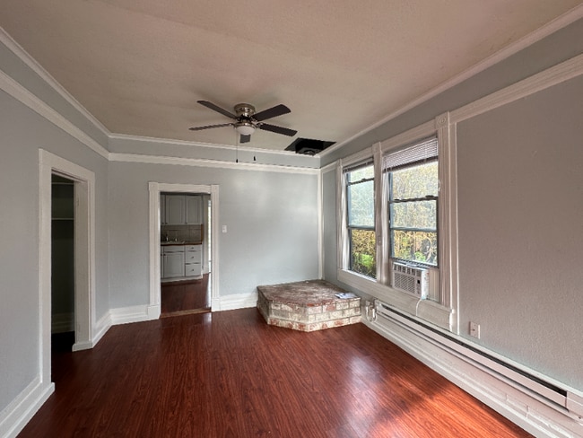 1 Redding in Redding, CA - Building Photo - Building Photo