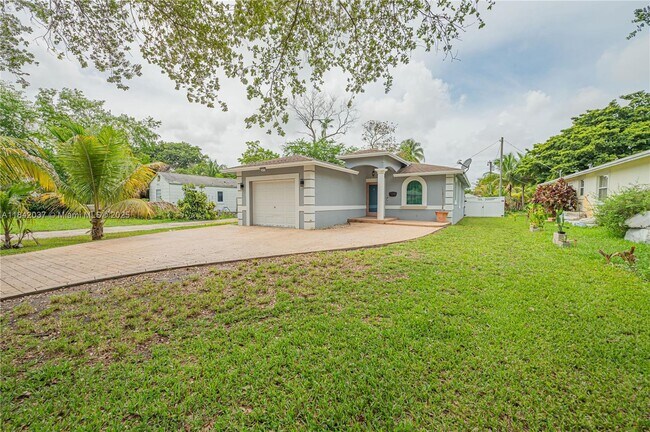 property at 2419 Washington St