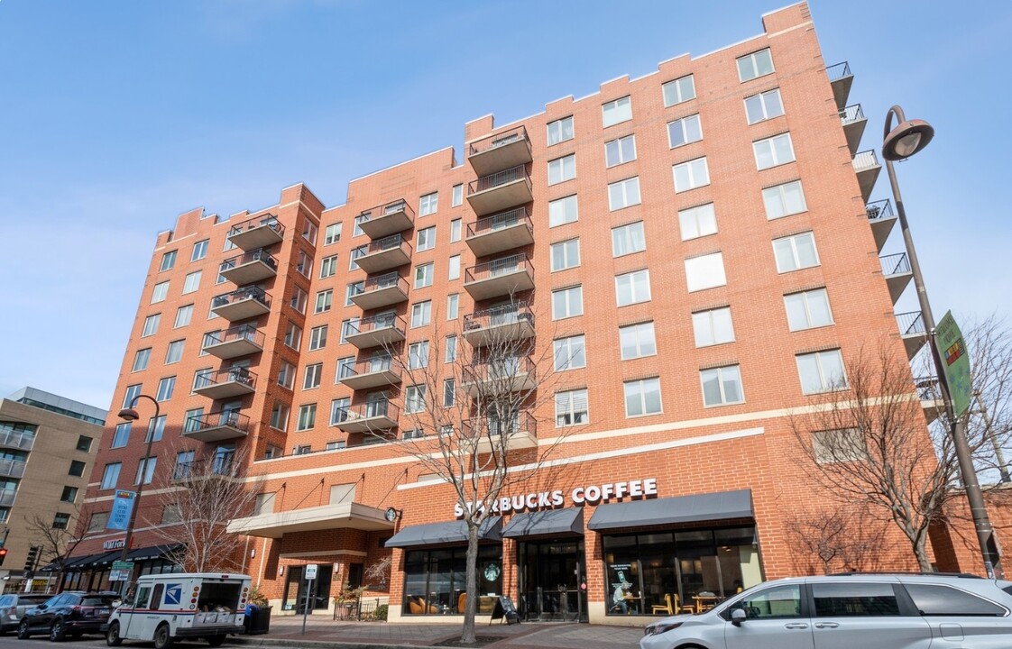 515 Main St in Evanston, IL - Foto de edificio