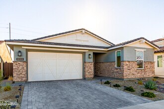 11353 N Luckenbach St in Surprise, AZ - Building Photo - Building Photo