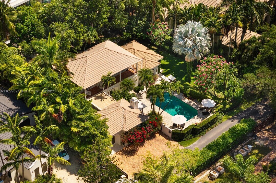 3845 Wood Ave in Miami, FL - Building Photo