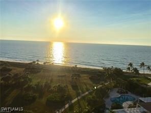 property at 4251 Gulf Shore Blvd N