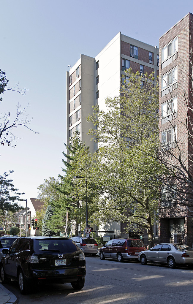 Smith House in Roxbury, MA - Foto de edificio - Building Photo