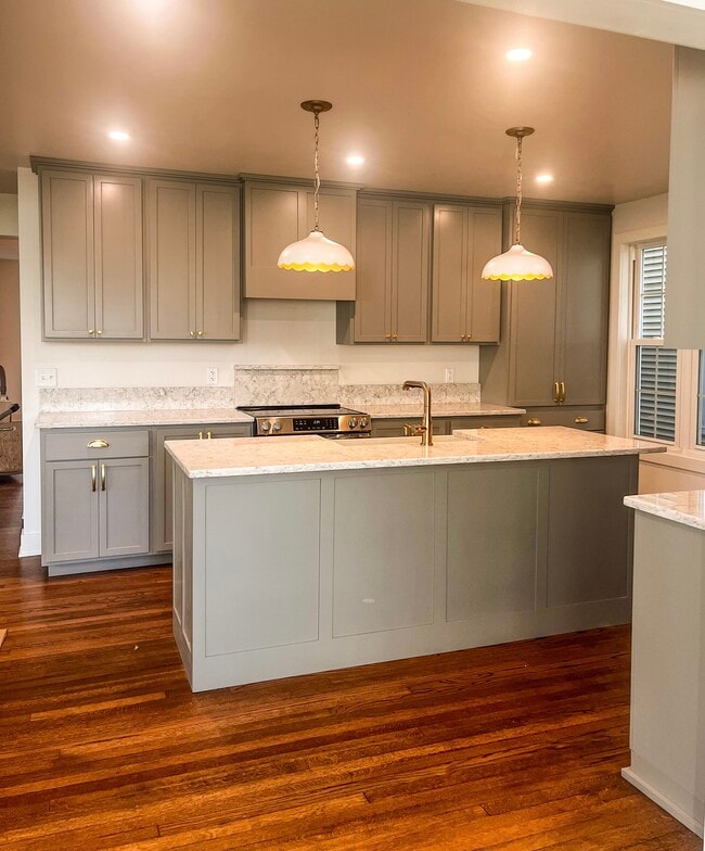 property at 122 S Main St