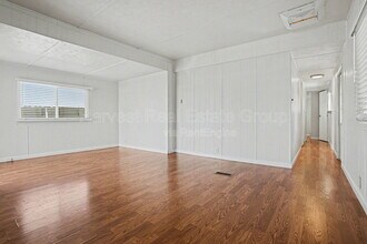 3913 Castro Valley Blvd in Castro Valley, CA - Building Photo - Building Photo