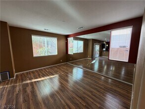 10622 Thor Mountain Ln in Las Vegas, NV - Building Photo - Building Photo