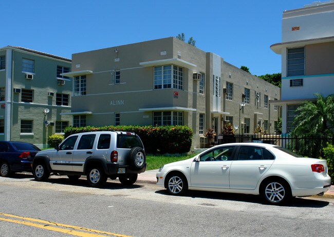 1509 Pennsylvania Ave in Miami Beach, FL - Building Photo - Building Photo