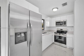 673 NW 14th St in Florida City, FL - Building Photo - Building Photo