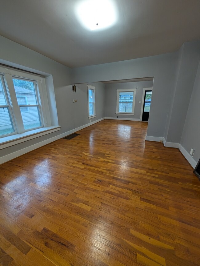 528 NE Ohio Ave in Topeka, KS - Building Photo - Building Photo