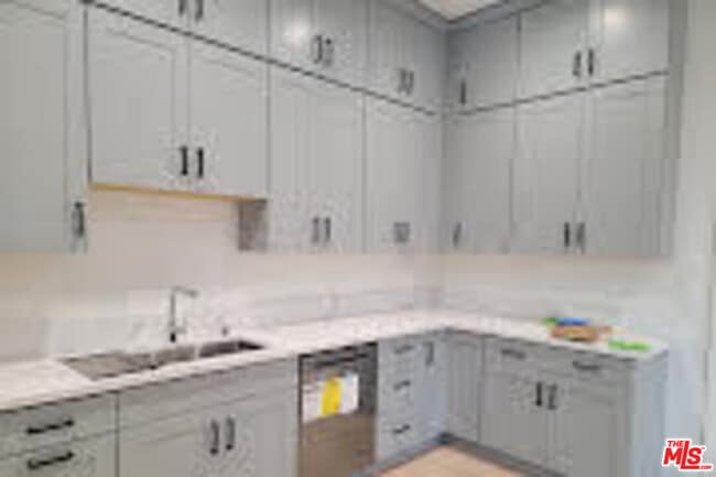 1430 N Brighton St in Burbank, CA - Building Photo - Building Photo