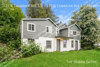 325 N Cambrian Ave-Unit -325 N Cambrian Ave 1/2 Bremerton in Bremerton, WA - Building Photo - Building Photo