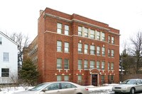 Claridge Hotel Apartments in Evanston, IL - Foto de edificio - Building Photo