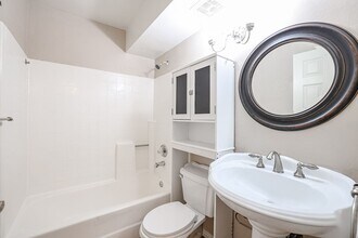 2959 N 68th Pl in Scottsdale, AZ - Building Photo - Building Photo