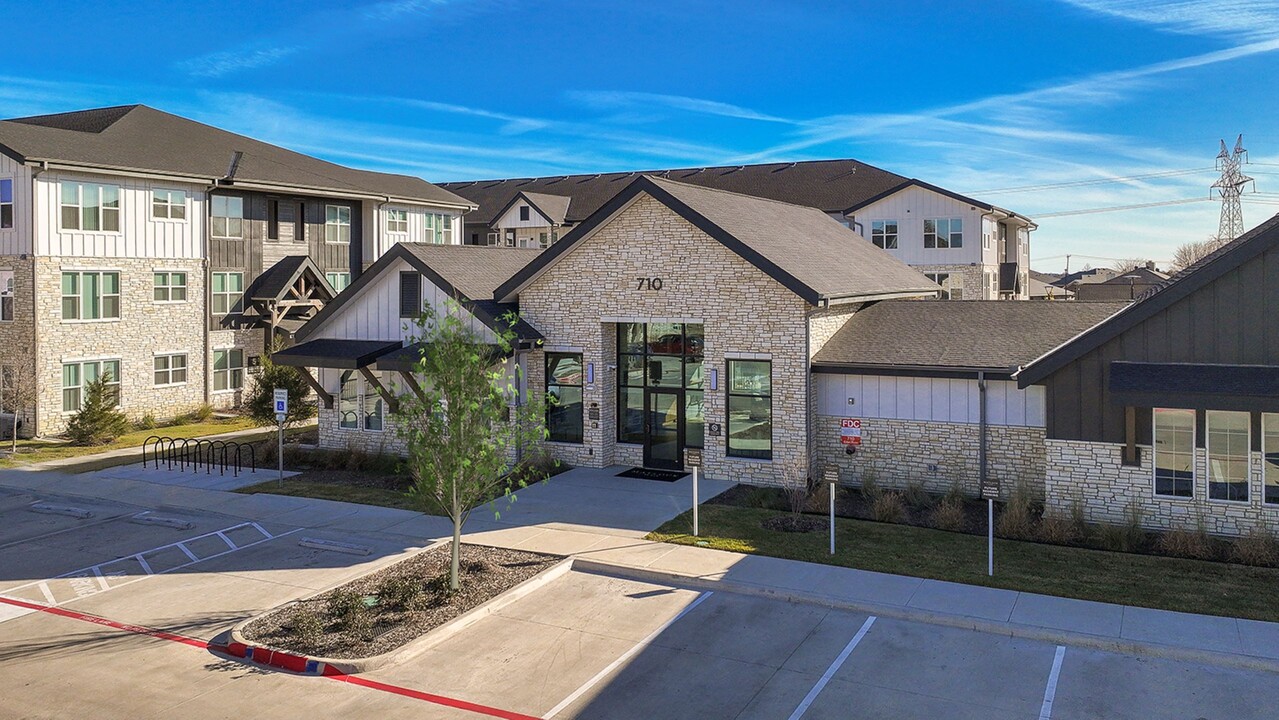 Matlock Flats in Arlington, TX - Foto de edificio