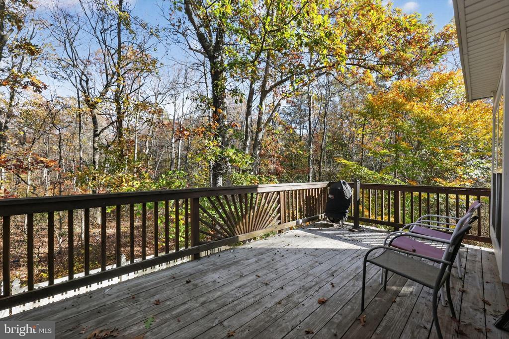 37 Jessica Ct in Evesham, NJ - Building Photo