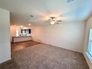 104 Lady Bird Ct in Venus, TX - Building Photo - Building Photo