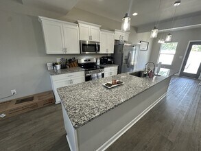 100 Carlton Ave, Unit 1 in Lebanon, TN - Building Photo - Building Photo