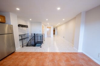 818 Palisade Ave in Union City, NJ - Building Photo - Building Photo