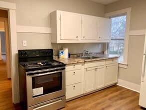 385 E Perry St in Tiffin, OH - Building Photo - Building Photo