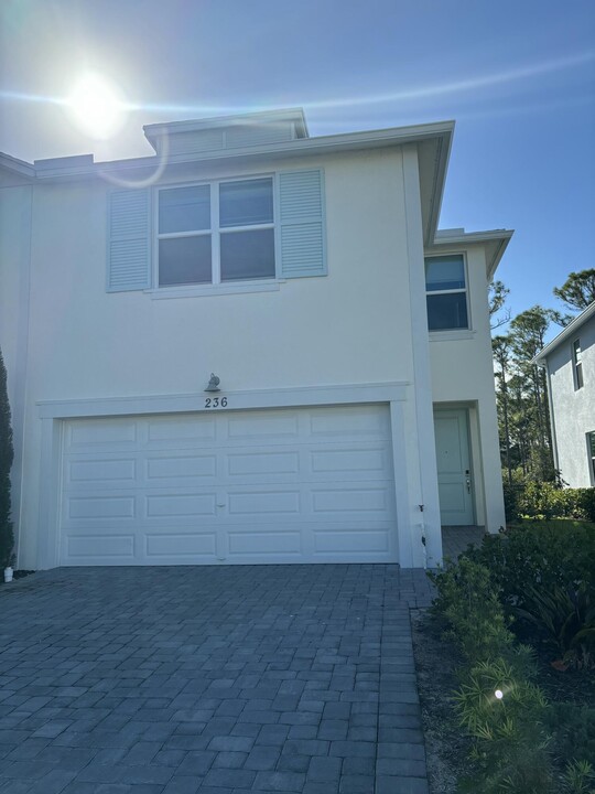 236 Osprey Preserve Blvd in Jensen Beach, FL - Building Photo