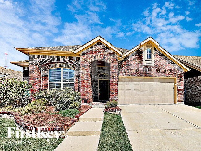 property at 1724 Henderson Dr