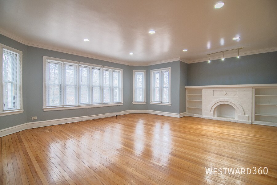 7640 S Phillips Ave in Chicago, IL - Building Photo