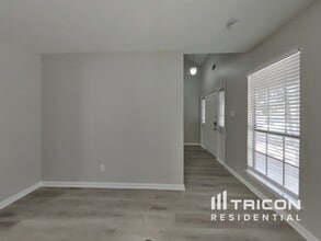 1411 Chart Dr in Crosby, TX - Building Photo - Building Photo