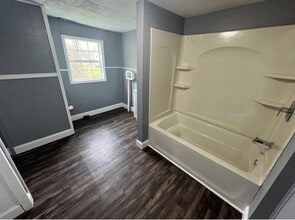 431 Dryden Rd in Zanesville, OH - Building Photo - Building Photo