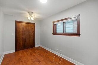 3010 S Poplar Ave in Chicago, IL - Building Photo - Building Photo