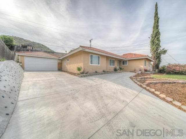 property at 5435 Villela Ave