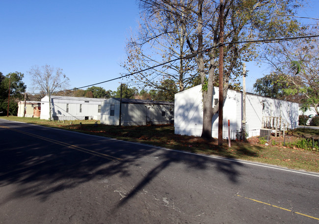 Nortons Mobile Home Park in Savannah, GA - Foto de edificio - Building Photo