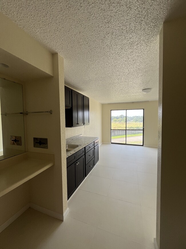 2705-2715 Cherry Rd in Memphis, TN - Building Photo - Building Photo