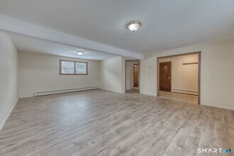 5 Cutler Ln in Farmington, CT - Building Photo - Building Photo