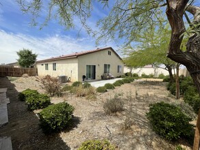 11966 Gaines Ct in Adelanto, CA - Building Photo - Building Photo