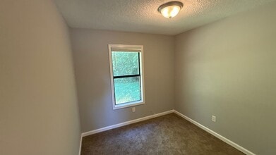 80 Otsego Dr in Memphis, TN - Building Photo - Building Photo