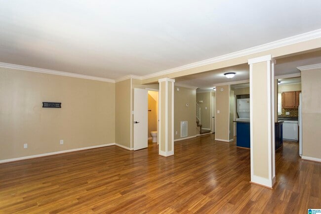 804 Vestavia Villa Ct in Vestavia Hills, AL - Foto de edificio - Building Photo