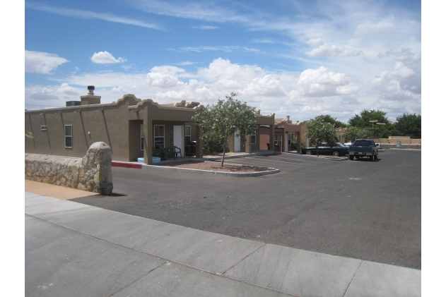 1810 Payne St in Las Cruces, NM - Building Photo