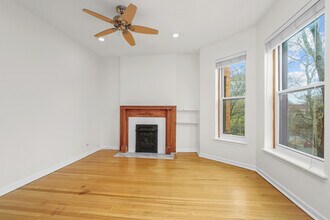 908 W Grace St in Chicago, IL - Building Photo - Building Photo