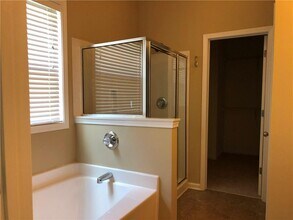 4300 Bridgeton Ct in Suwanee, GA - Building Photo - Building Photo
