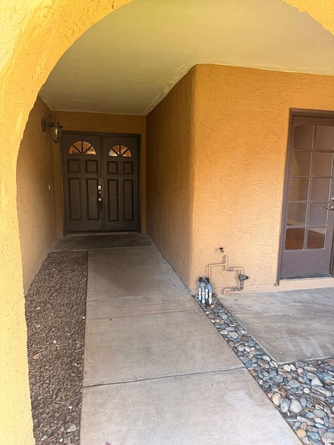 7850 E Granada Rd in Scottsdale, AZ - Building Photo - Building Photo