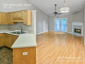 800 Windsong Dr in Northport, AL - Building Photo - Building Photo