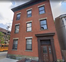 3952 Howley St, Unit Floor 1 in Pittsburgh, PA - Building Photo