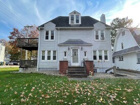 1332 Broad Blvd, Unit # 2 in Cuyahoga Falls, OH - Building Photo