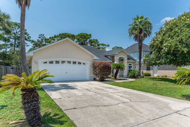 1753 Sound Hammock Dr in Navarre, FL - Building Photo - Building Photo