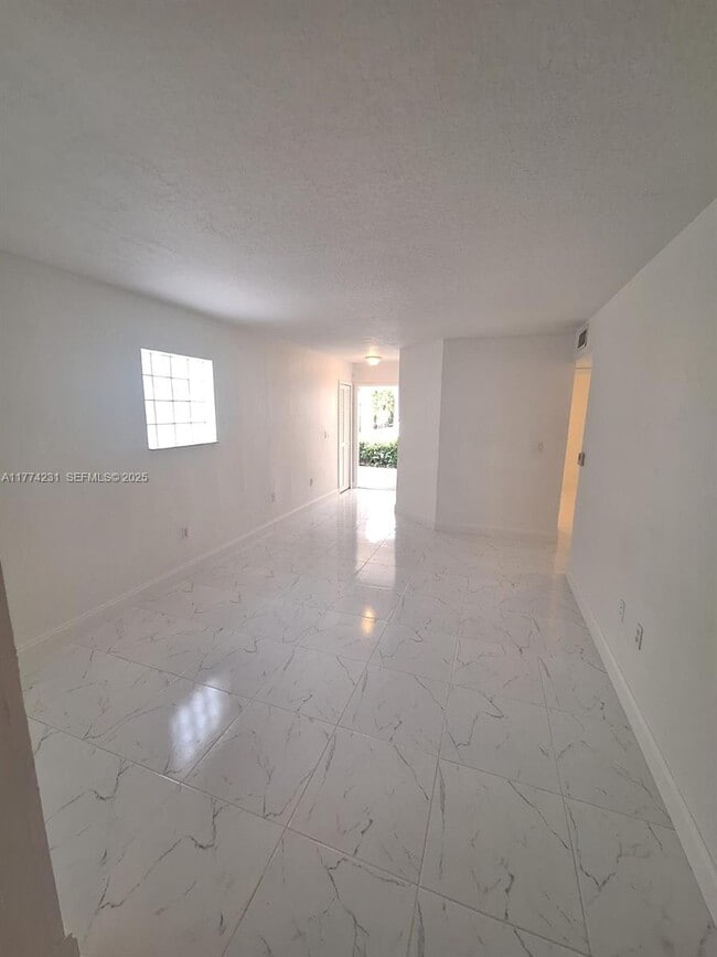 2931 SE 13th Rd in Homestead, FL - Building Photo - Building Photo